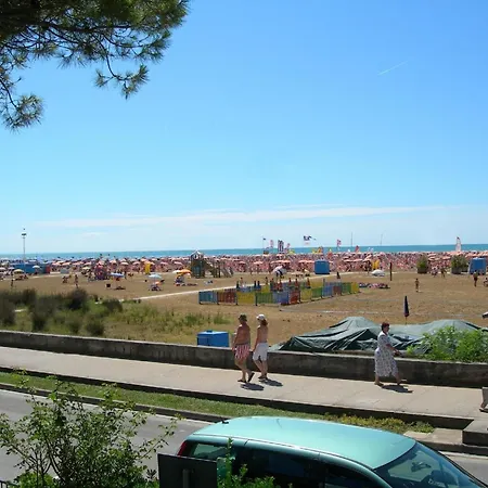 Fuer 5 Personen Ca 35 Qm In Bibione, Adriakueste Italien Und Umgebung